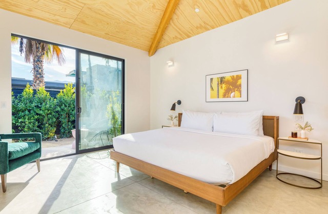 1-Bedroom Suite | Blackhaus Hotel by AvantStay