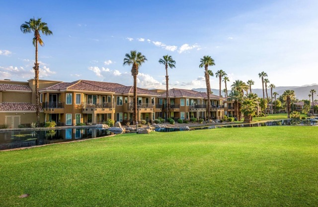 1-Bedroom Villa at Marriott's Desert Springs Villas II– Pools & Spa Access
