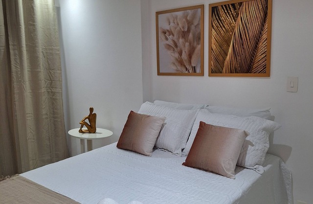 19th floor apartment, swimming pool, garage, gym, next to Shopping Salvador.