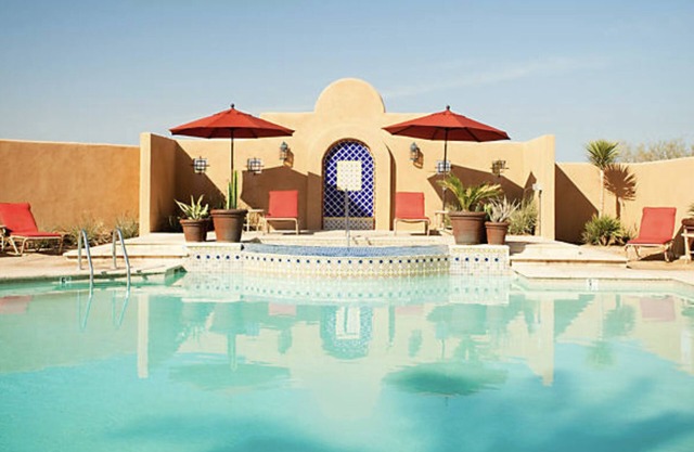 1 BR sleeps 4 luxury condo in Cibola Vista Resort