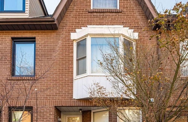 1 BR space just minutes away from Downtown Toronto