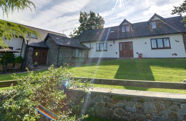1 Derw Cottages in the beautiful Caersws