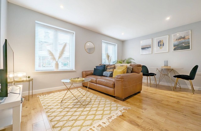 1 Roseland Apartment, Arundel - a flat that sleeps 2 guests in 1 bedroom