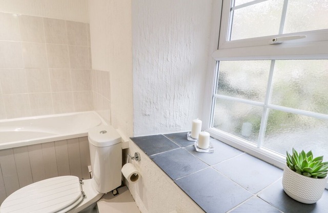 1 Waterloo Cottage, BLAENAU FFESTINIOG