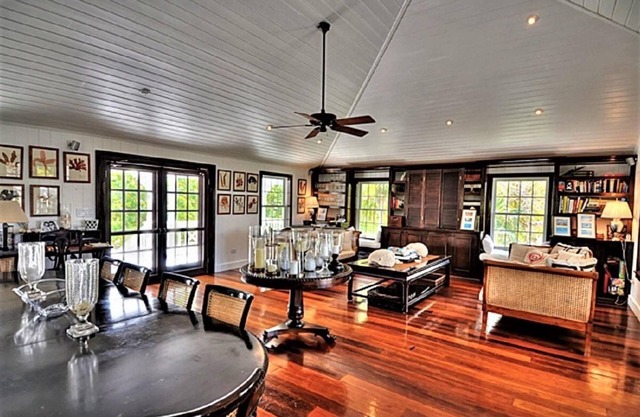 10-Acre Beachfront Estate w/Htd Pool, Tennis & Pickleball Crt, Walk to Tippys