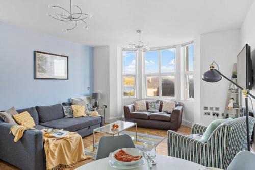 10 At The Beach, Torcross