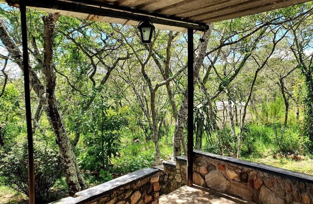 10 guest stay in the mountains of Nyanga!