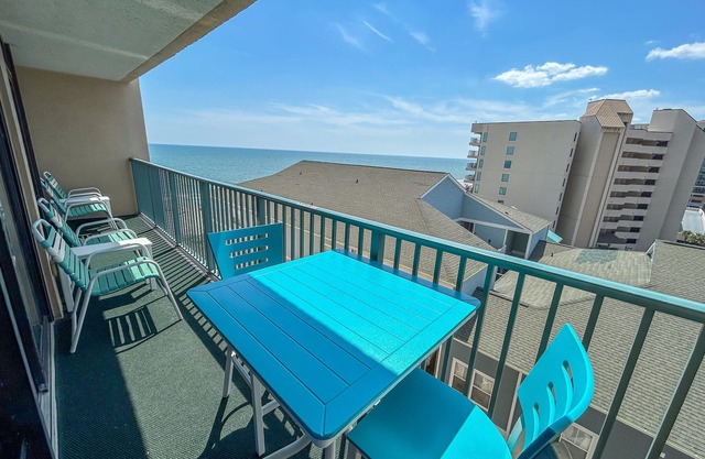 10% off 3-7 nights thru Dec. 2 bedroom oceanfront with OCEAN VIEW.