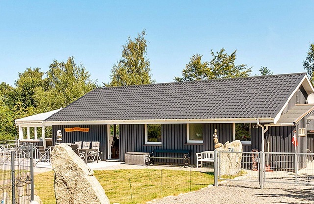 10 person holiday home in Fårevejle-By Traum