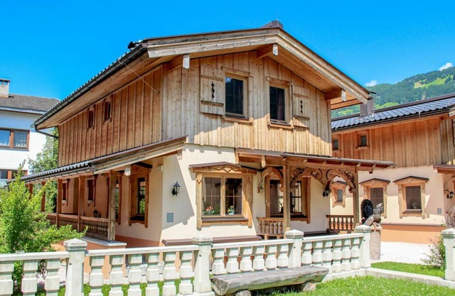 100 m² Accommodation ∙ 5 bedrooms ∙ 10 guests