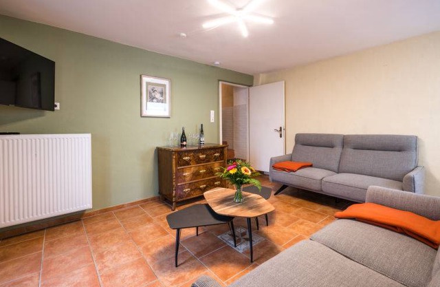 100 m² Apartment ∙ 3 bedrooms ∙ 5 guests
