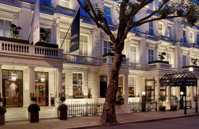 100 Queen's Gate Hotel London Kensington, Curio Collection by Hilton