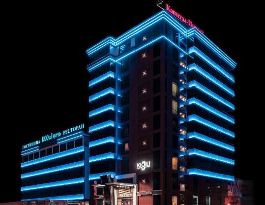 1000 i 1 Noch Hotel