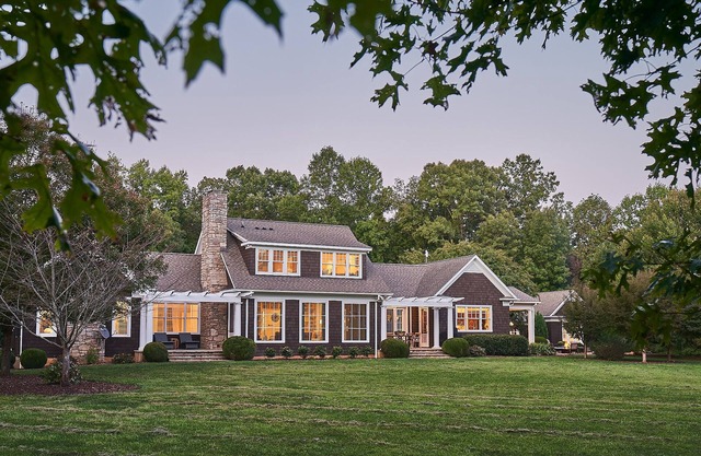 100Acre Estate,Fishing Pond,Game Rm,En-Suite Bdrms, Mins to Main St. & Vineyards