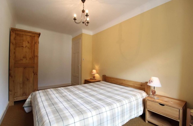 100m from resort center, 2nd floor, view village, balcony, tv, ski locker, 45m², Val Cenis