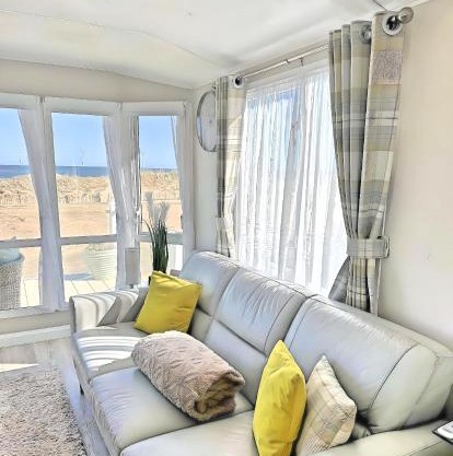 101 Sapphire Tees Bay