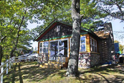 102 m² Cabin ∙ 2 bedrooms ∙ 10 guests