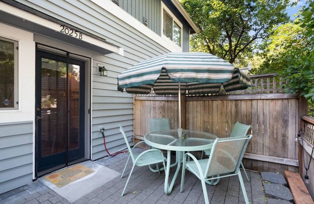 104 - Mainstreet Townhouse