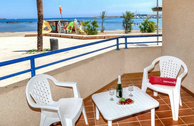 105 m² Apartment ∙ 3 bedrooms ∙ 5 guests