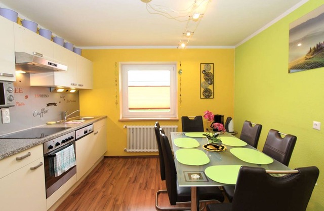 110 m² Apartment ∙ 3 bedrooms ∙ 6 guests