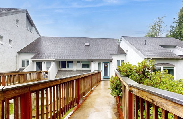 110 m² Condo ∙ 3 bedrooms ∙ 6 guests