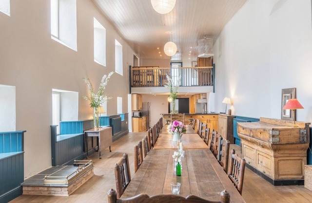 12 bedroom accommodation in Pembroke