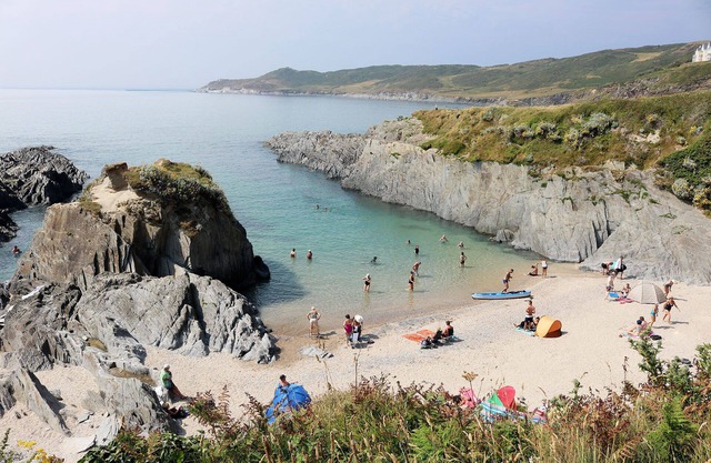 12 Ocean Point - 2 bed | Near Beach | Terrace