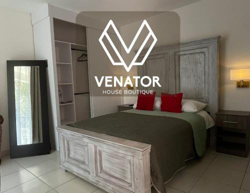 Venator Boutique 