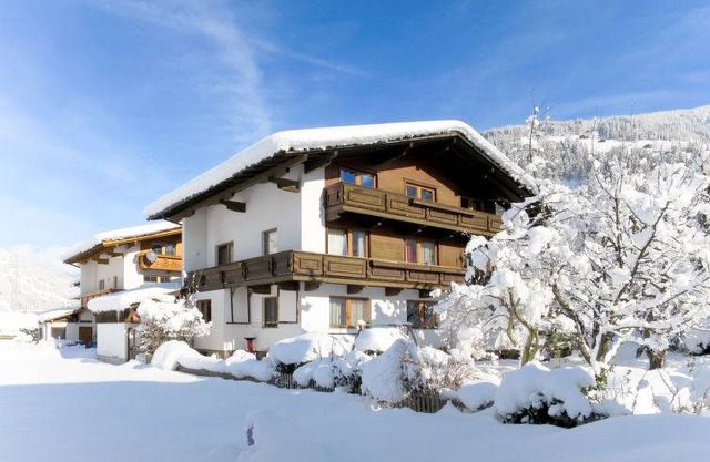120 m² Apartment ∙ 4 bedrooms ∙ 11 guests