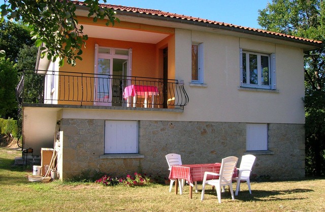 12200 villefranche de rouergue orlhonac villa * 5/7 pers