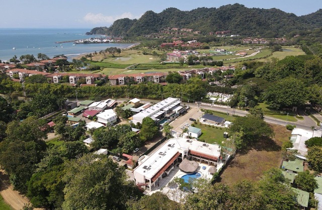 13 ROOM VIP "ALL-INCLUSIVE" MEGA ESTATE - CHEFS/TRANSFERS/DRIVER/MASSAGES