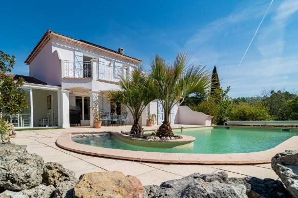 130 m² House ∙ 3 bedrooms ∙ 6 guests