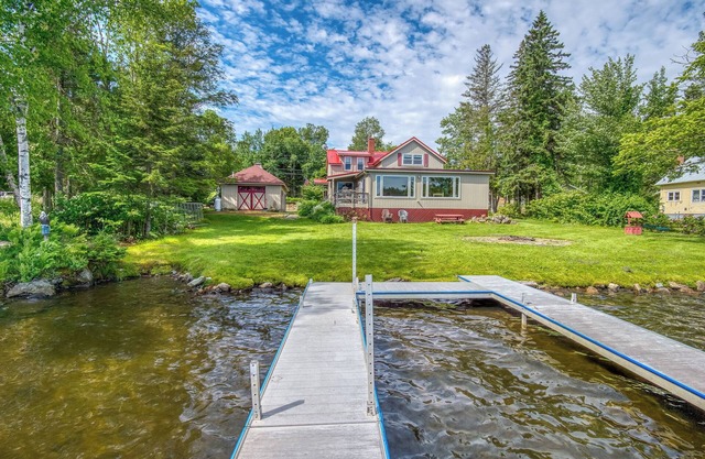 130 Shore Road - Rangeley Lake with dock and pet friendly