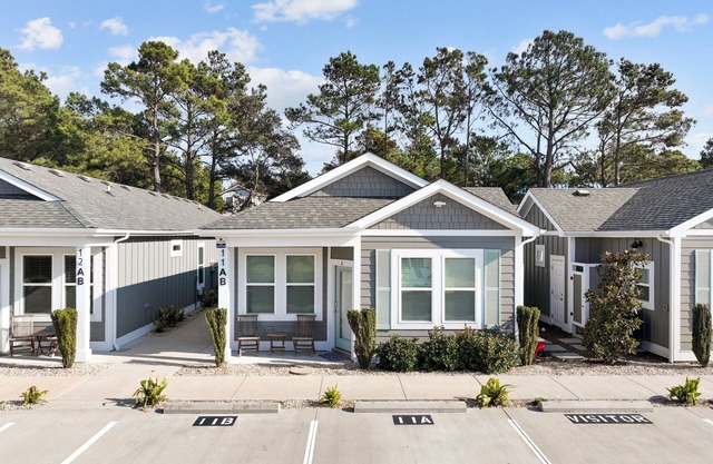 1383 - Victoria's Corner, a cozy 2-bed in Corolla