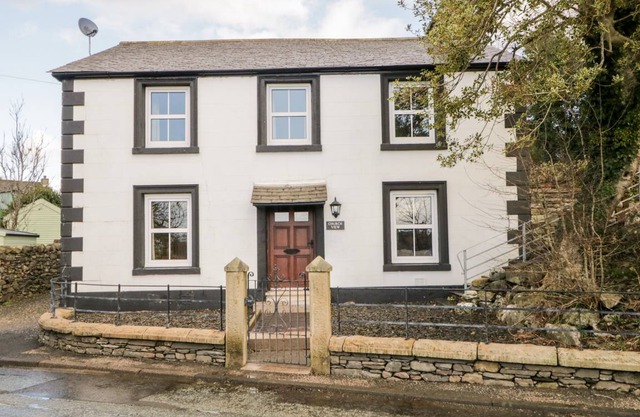 145 m² Cottage ∙ 4 bedrooms ∙ 9 guests