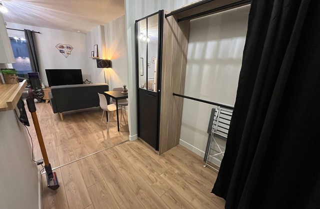 15 minutes from Disneyland Paris