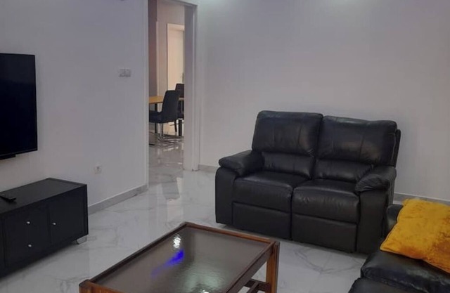 15 minutes from lac rose lovely spacious apartment
