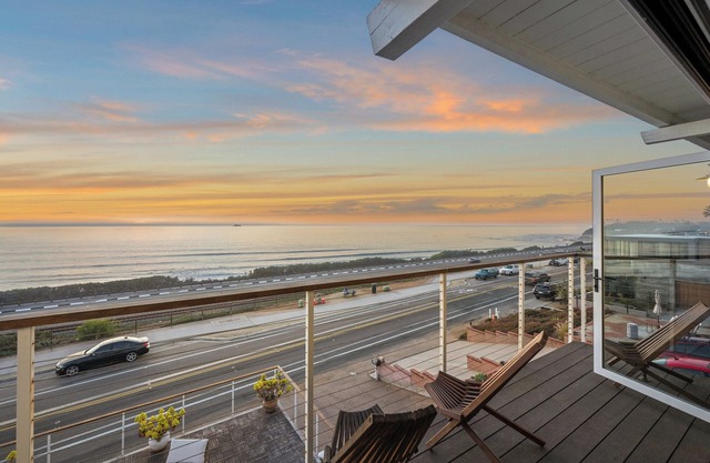 15% OFF October Stays - Swami's Sunset Beach House