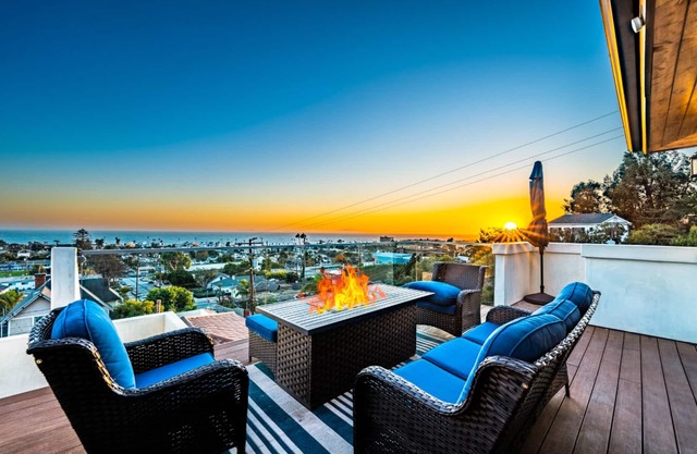 15%Off Sept Wkdays! Amazing Ocean Views W/Hot Tub