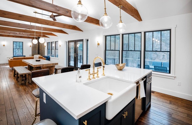 15 to Woodstock 25 to Hunter ☆ Farmhouse + Cabin