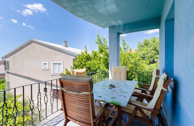 150 m² Apartment ∙ 2 bedrooms ∙ 6 guests