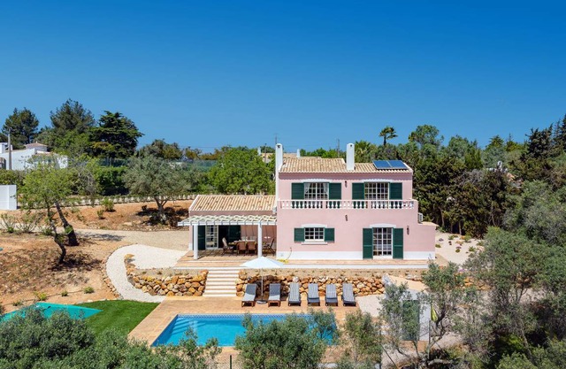 155 m² Villa ∙ 3 bedrooms ∙ 6 guests