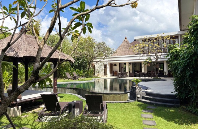 16 Bedroom Villa Private Pool Complex in Legian Bali
