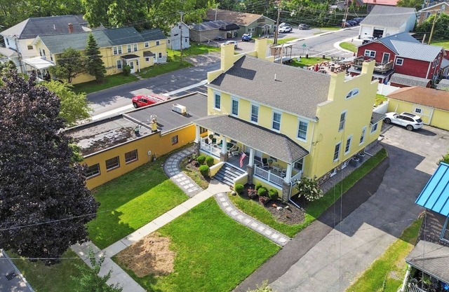 16 Guests | Wedding Venues 5 Mins | Canandaigua