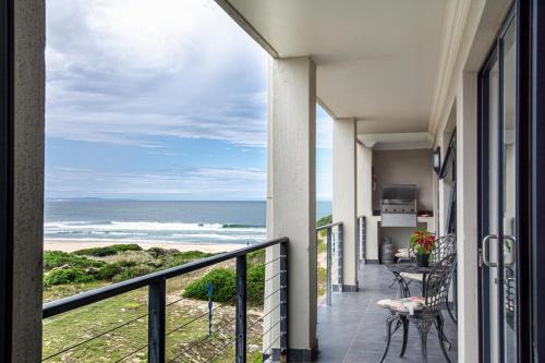 17 The Dune Jeffreys Bay