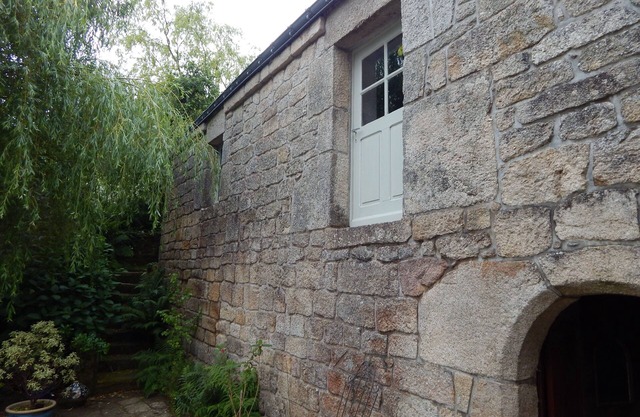 17th century apartment Ideal for couples and pet friendly
