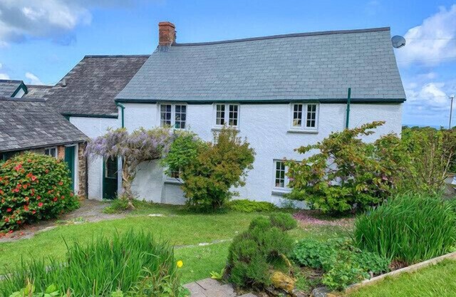 17th Century cottage near the picturesque village of Clovelly