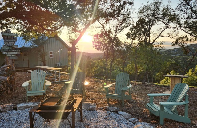180º Hilltop Views - Near Tubing, Lake and Whitewater Amphitheater - Hot Tub