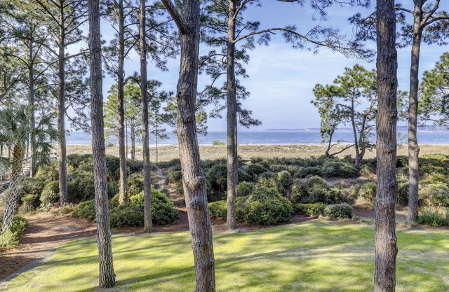 1826 Beachside Tennis - Incredible views