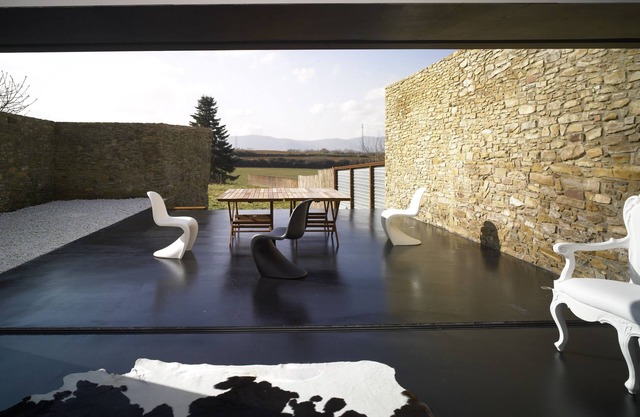 18th century designer villa with garden, small pool and views of the countryside